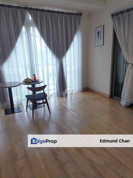 D'island Residence 3 storey endlot link house partly furnish well keep, Selangor, Puchong