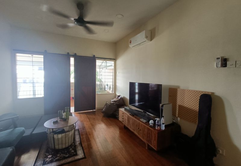 Bukit Gasing, Seksyen 5