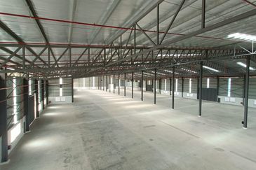 West Port, Pulau Indah