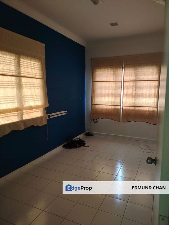 End lot full renovated and extended, keep well 2.5 sty link house Buana Perdana Petaling Jaya, Selangor, Petaling Jaya