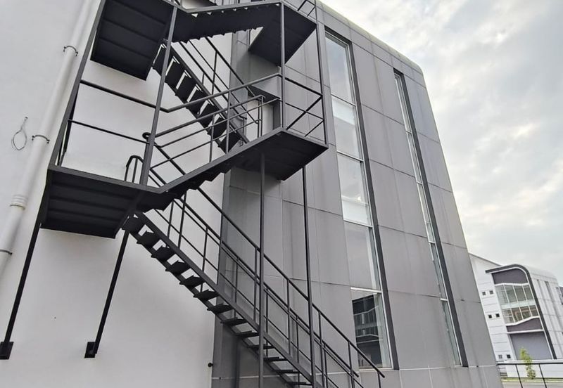 Suria Industrial Park (SIP)