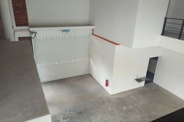 i32 Puchong Industrial Park