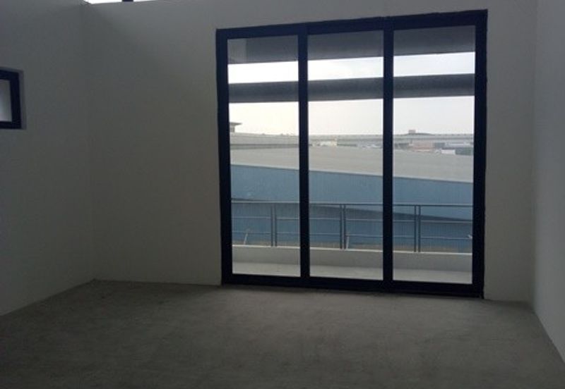 i32 Puchong Industrial Park