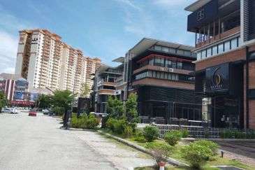 i32 Puchong Industrial Park