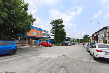 Taming Jaya Industrial Park