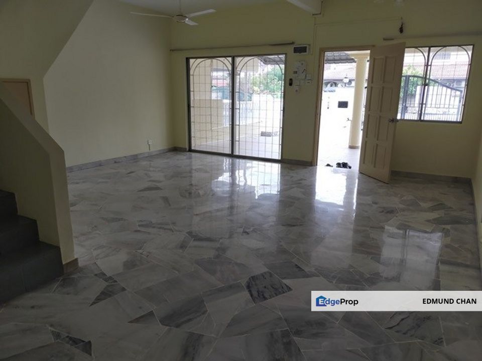 Jalan Merak Puchong Jaya 2 sty link house , Selangor, Puchong