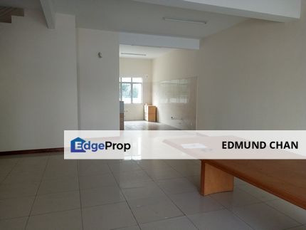 Amanria Residence Puchong, 3 sty super link house Gate & Guarded, Selangor, Puchong