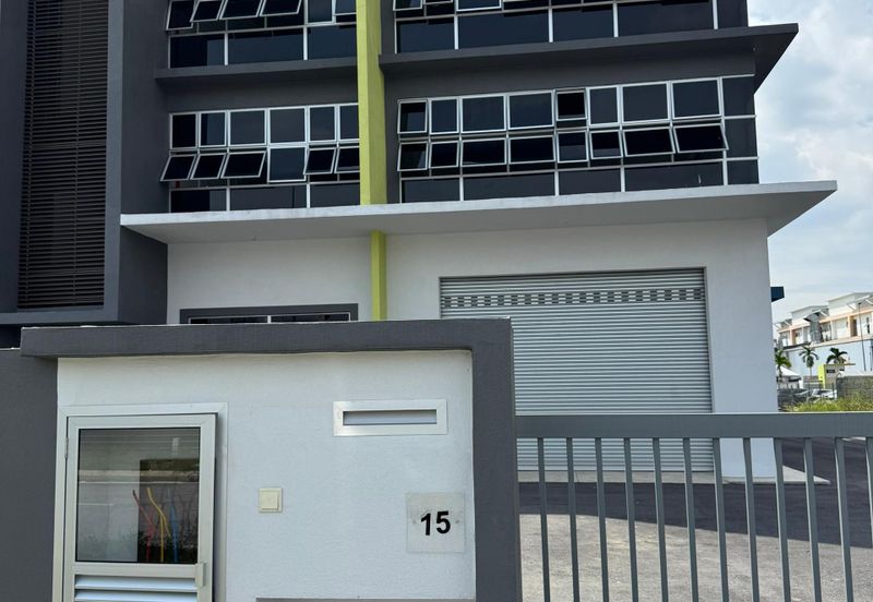 Putra Industrial Park