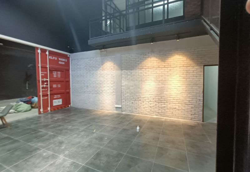 Taman Perindustrian Subang USJ 1