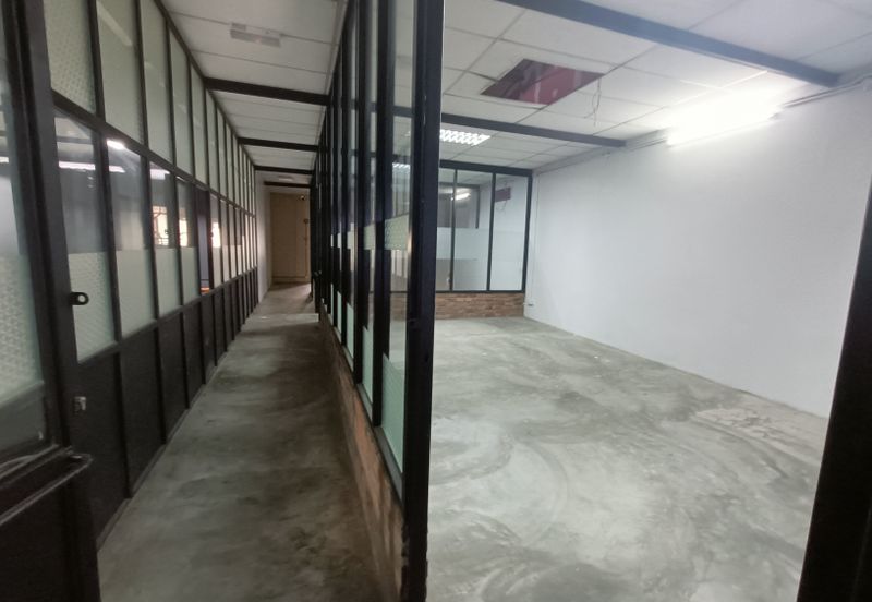 Taman Perindustrian Subang USJ 1