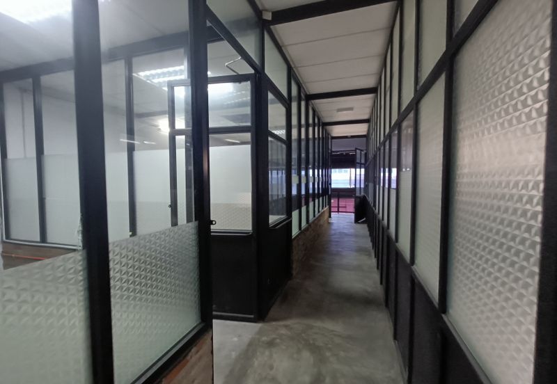 Taman Perindustrian Subang USJ 1