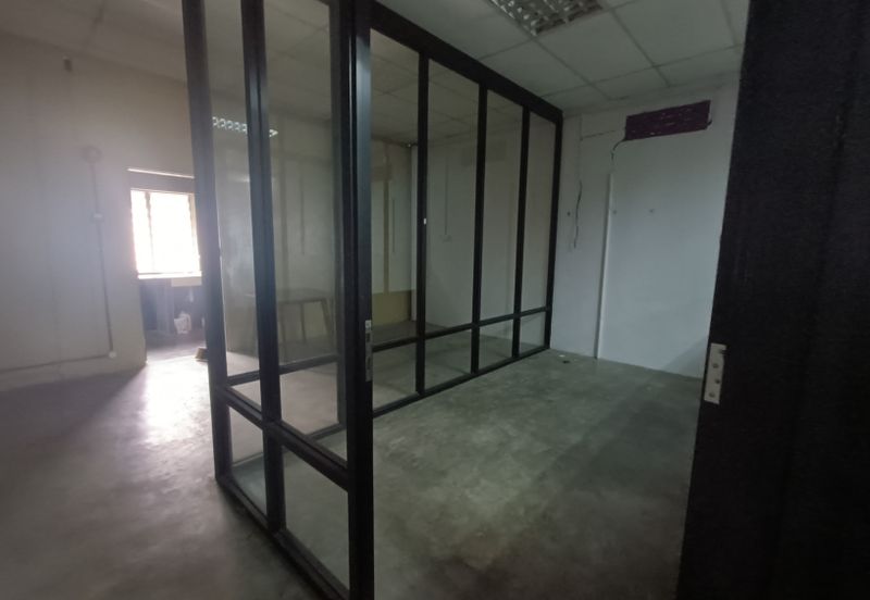 Taman Perindustrian Subang USJ 1