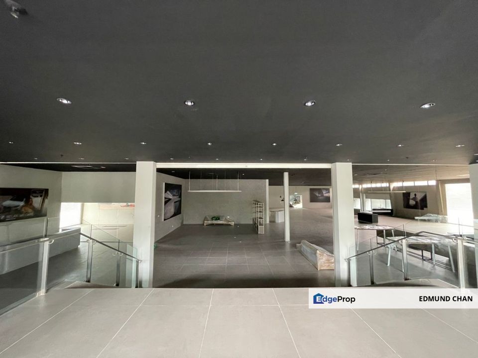 Taman Perindustrian Kinrara showroom warehouse, Selangor, Puchong