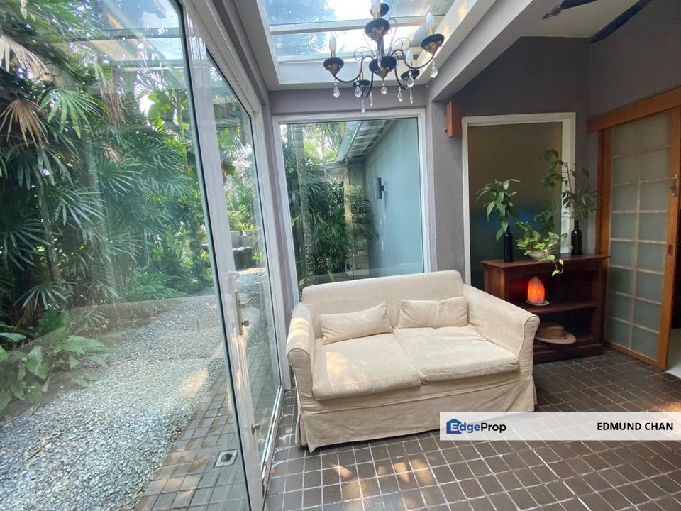 Taman Wawasan Pusat Bandar Puchong corner link house, renovated and extended , Selangor, Puchong