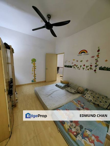 Taman Mutiara Indah 2 sty house facing playground kitchen extended, Selangor, Puchong