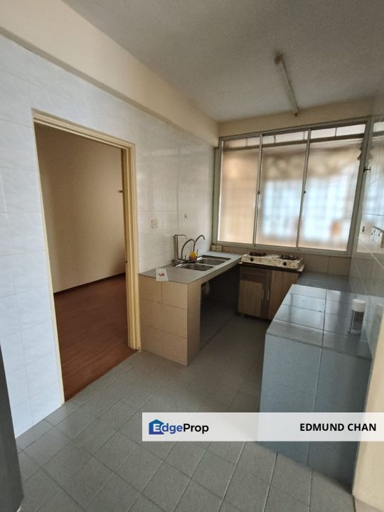 Pusat Bandar Puchong Shop Apartment, Selangor, Puchong