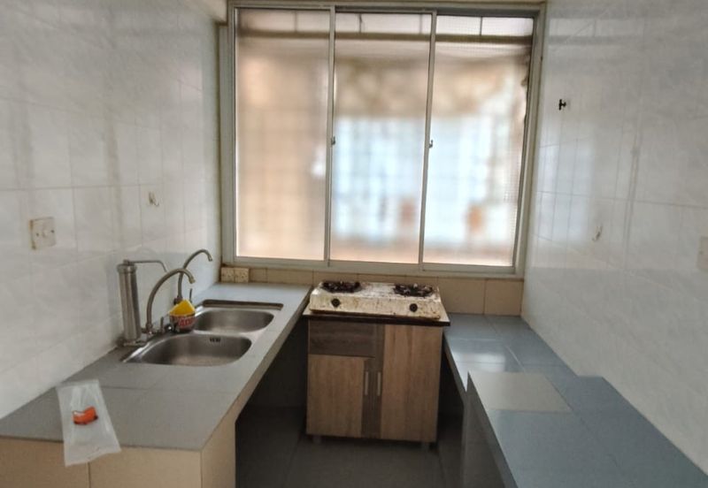 Pusat Bandar Puchong Shop Apartment