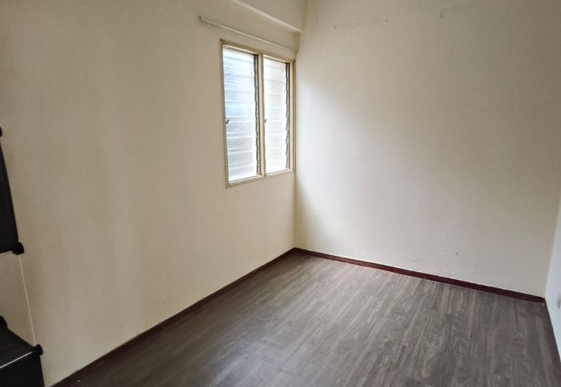 Pusat Bandar Puchong Shop Apartment