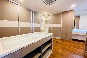 Reflection Residences