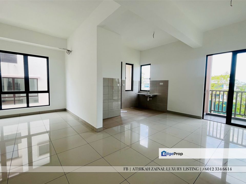 The Strata Bangi | Townhouse Bangi Upper Unit With Extra Balcony & View, Selangor, Bangi