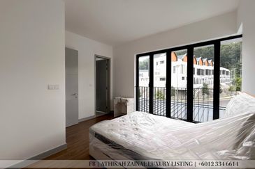 East 57 (Residensi Laman Timur)