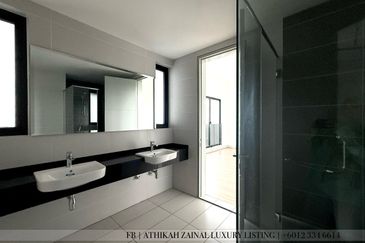 East 57 (Residensi Laman Timur)