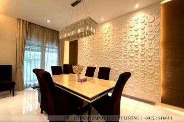 Rafflesia @ The Hill