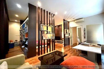 Rafflesia @ The Hill