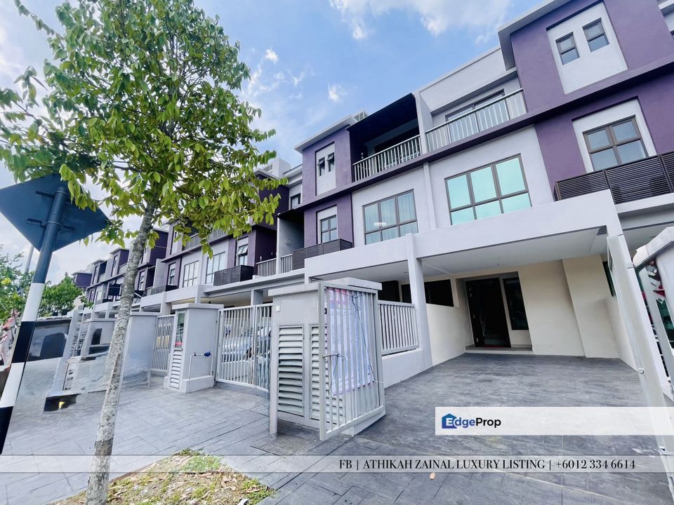 The Strata Bangi | Corner Unit Upper Townhouse With Great View, Selangor, Bangi