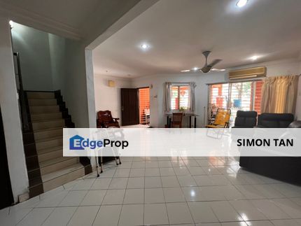 Puchong Hartamas Double Storey House renovated extended next to playground , Selangor, Puchong