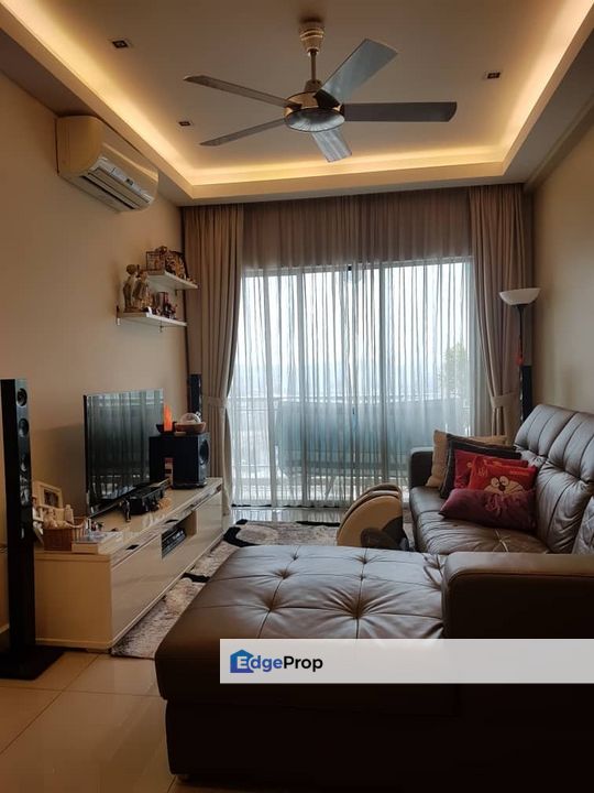 fully renovated furnished below bank value move in condition, Selangor, Petaling Jaya