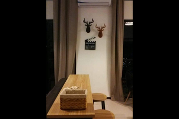 Colonial @ Empire city