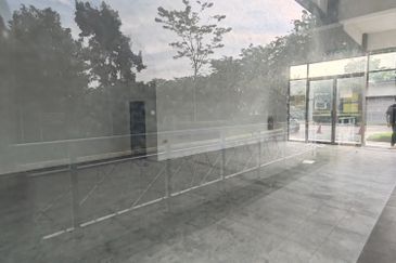 Suria Putra Ground Floow Shop Unfurnished 