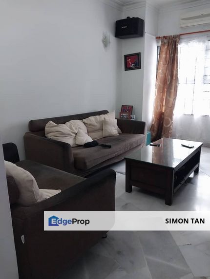 Sungai Buloh Taman Bukit Rahman Putra 2 storey house good condition kitchen extended good condition, Selangor, Sungai Buloh