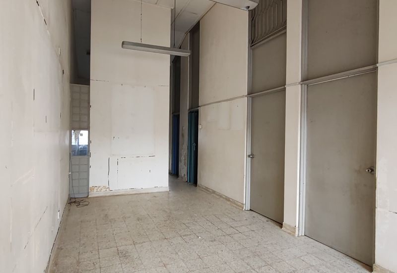 Bandar sunway pjs7 single storey bare unit