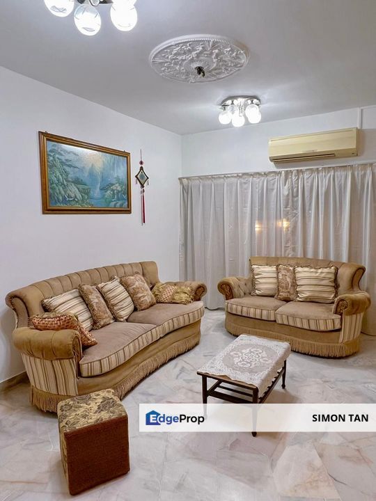 Bandar sunway pjs 9 2 stry partly furnished next to pyramid for Rental