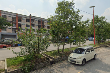 2 storey shoplot taman megah cheras good roi good investment freehold