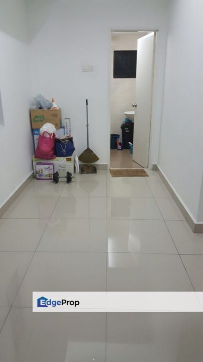 Park 51 below bank value 1 carparks high floor nice view, Selangor, Petaling Jaya