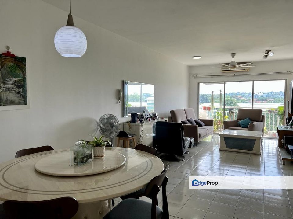 Puncak nusa kelana partly furnished well maintained, Selangor, Ara Damansara