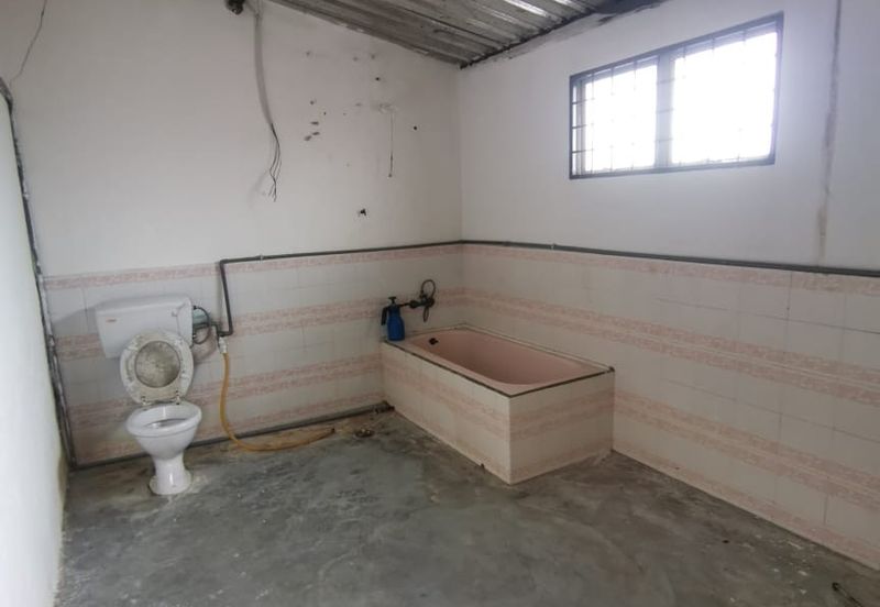 SS9 Sungai Way Petaling Jaya Extended 1.5 storey House 