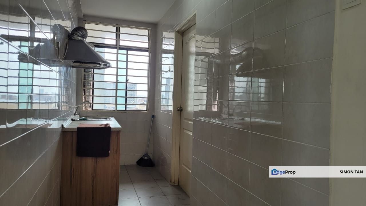 Park 51 residency petaling jaya condo basic good deal ROI , Selangor, Petaling Jaya