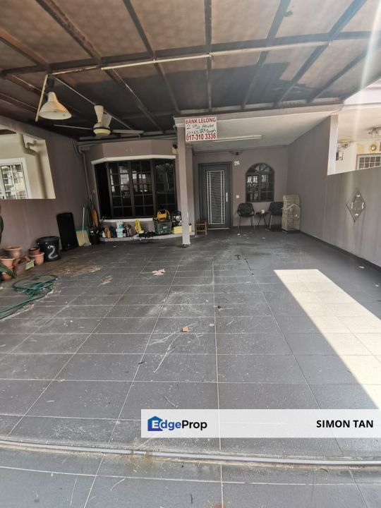 Kelana jaya 2 strorey landed house near paradigm mall, Selangor, Petaling Jaya