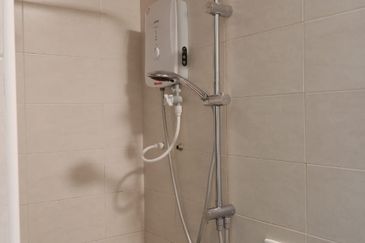 Tropicana City Tropics