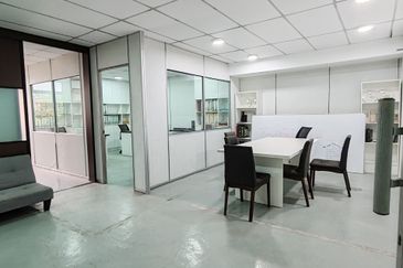 Meranti Jaya Industrial Park 1.5 storey Corner Lot Factory