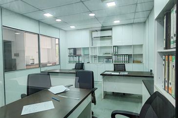 Meranti Jaya Industrial Park 1.5 storey Corner Lot Factory