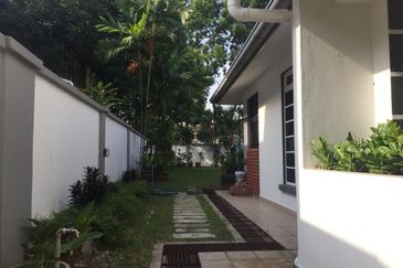  Kelana jaya ss4a 2-Storey Semi-Detached House