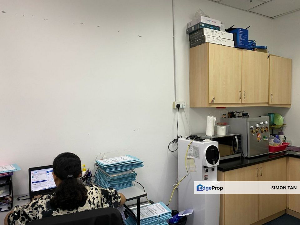 Menara UOA Bangsar Fully Furnished Office High ROI Ready for Sale Now, Kuala Lumpur, Bangsar