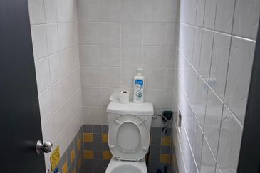 Office Space @ Perdana Business Centre, PJ