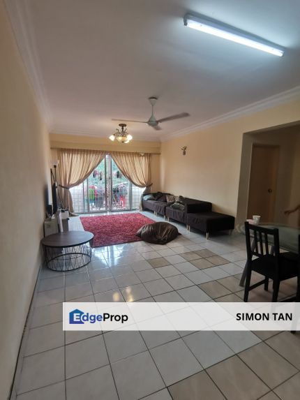 Sunway partially furnished apartment near pyramid kayang apartment, Selangor, Bandar Sunway