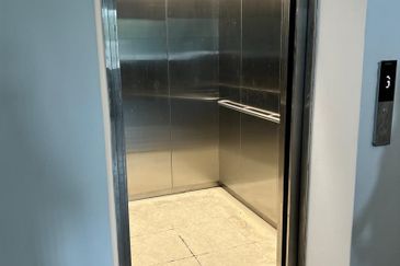  3-Storey Detached Factory Taman Perindustrian UB, Rawang